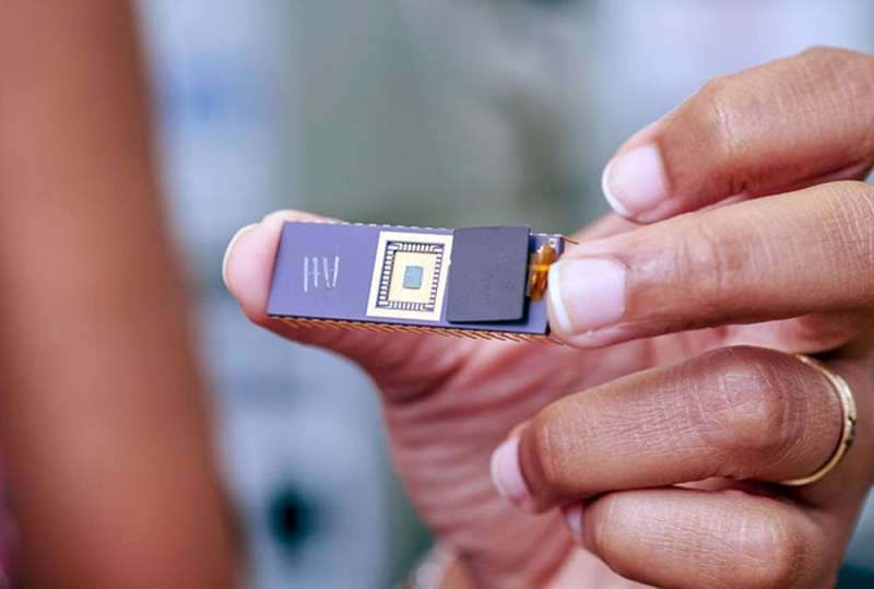 How sensors monitor and measure our bodies and the world around us