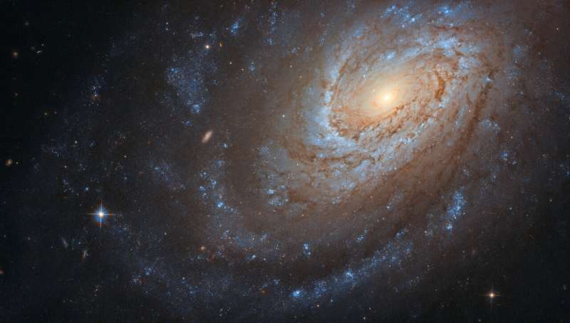 Image: Hubble captures a cannibal galaxy
