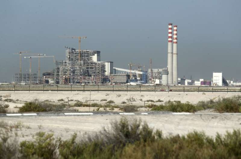 In Dubai, oil-rich UAE sees a new wonder: A coal power plant