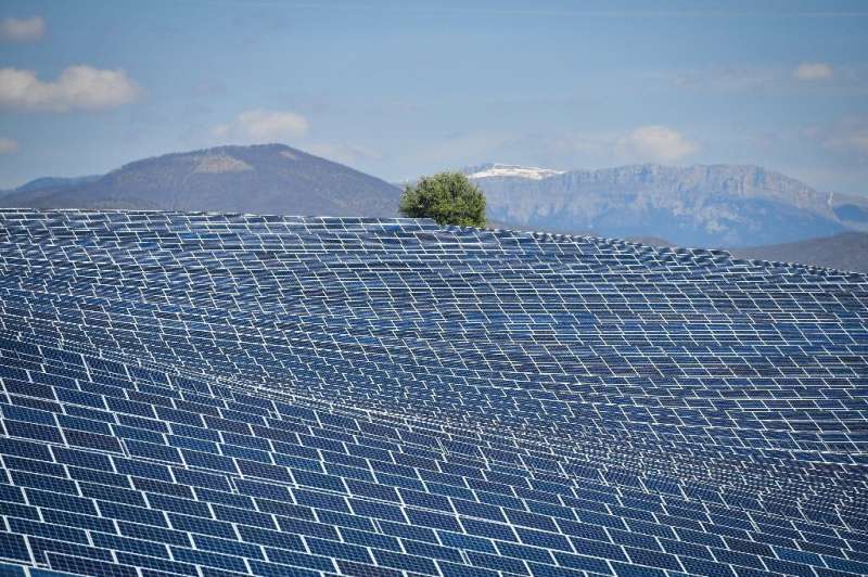 Investing in green energy makes evironmental and economic sense, the UN chief said