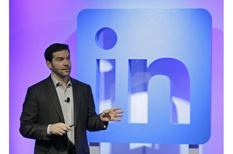 LinkedIn CEO steps aside after 11 years, says time is right