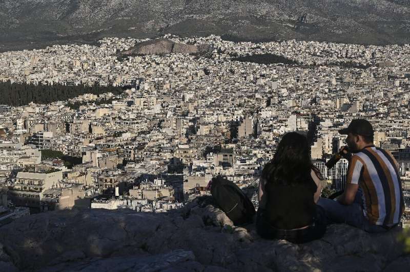Besitzer kleiner Wohnungen im touristischen Athener Stadtteil Koukaki, die diese über Airbnb vermietet hatten, um ihr Einkommen zu sichern