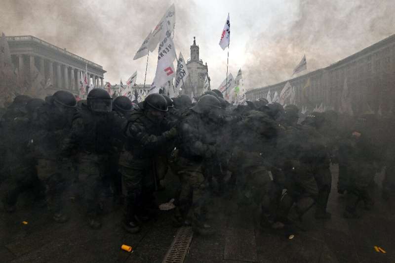 Police clashed with protesters in Kiev