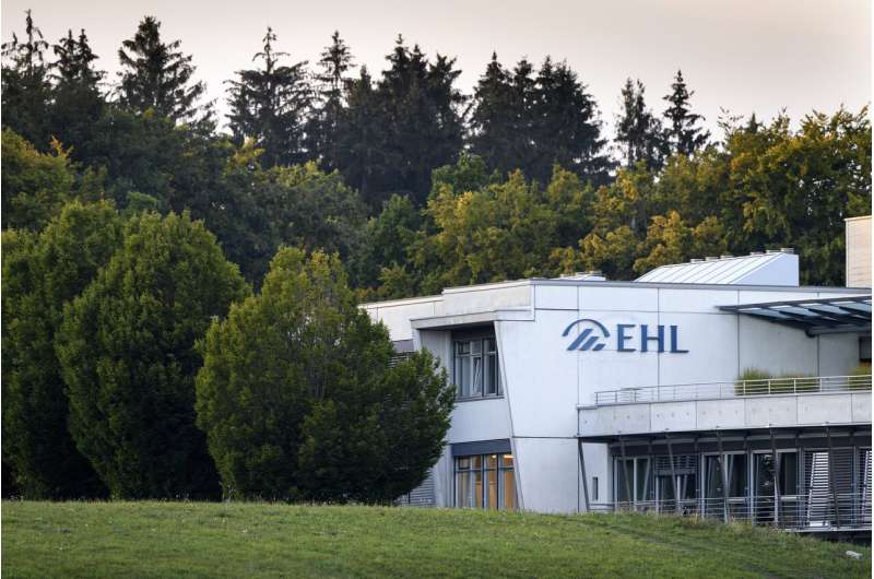 Quarantine ordered for 2,500 students at elite Swiss school