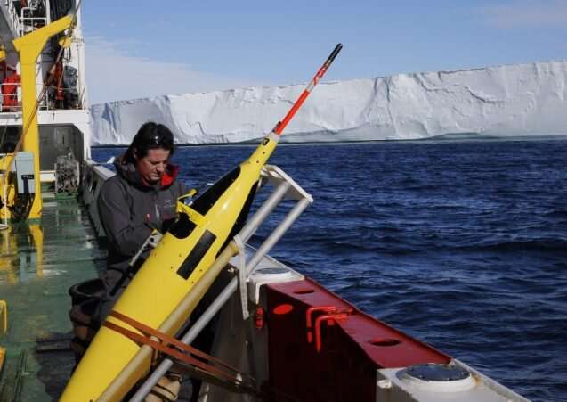 Refining projections of Antarctic ice loss and global sea level rise