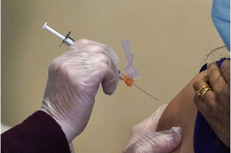 一些州表示，辉瑞公司下周的疫苗配额将被削减