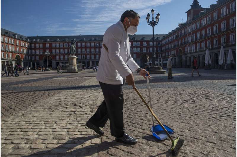 Spanish govt imposes state of emergency in virus-hit Madrid