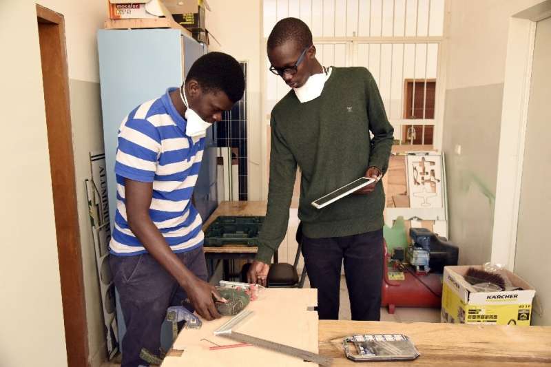 Students at Dakar's Ecole Superieur de Polytechnique (ESP) engineering school are taught to focus on practical projects and entr