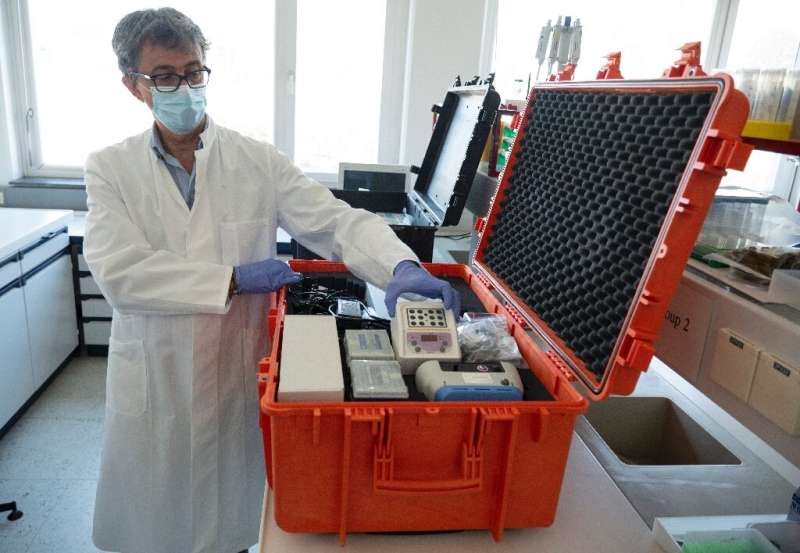 The tests the lab sends out use the nuclear-derived RT-PCR technology, which is now common for new coronavirus detection and can