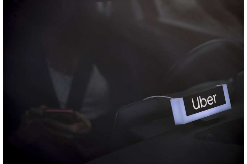 Uber incentivizes drivers to switch to electric vehicles