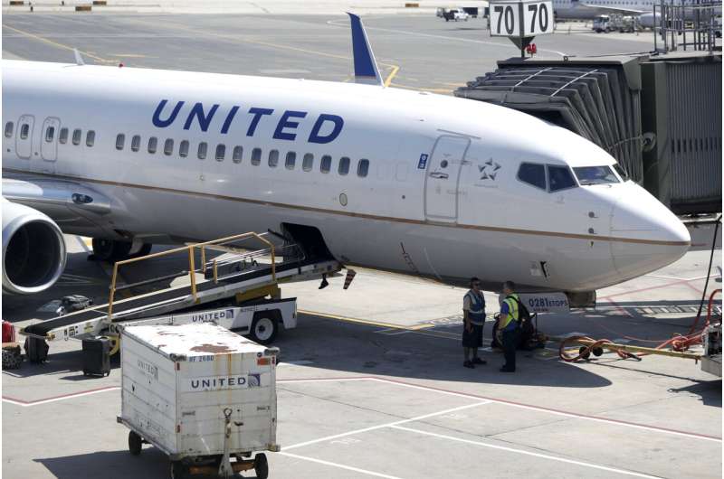 United plans to furlough 16,000 workers, fewer than expected