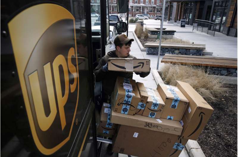 UPS says it plans to hire more than 100,000 holiday workers