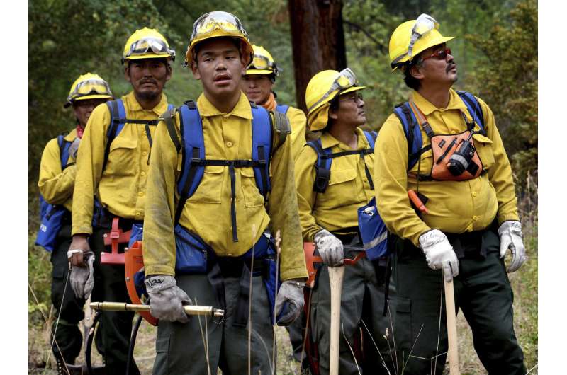 US report indicates broad risk of COVID-19 at wildfire camps