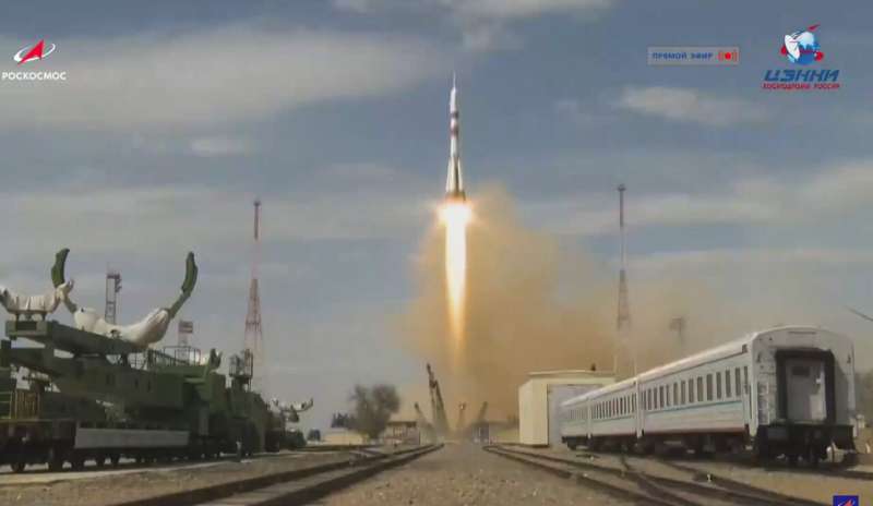 US-Russian crew blasts off for International Space Station