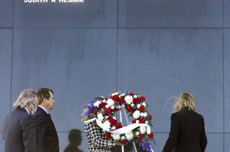 35 years since Challenger launch disaster: 'Never forgotten'