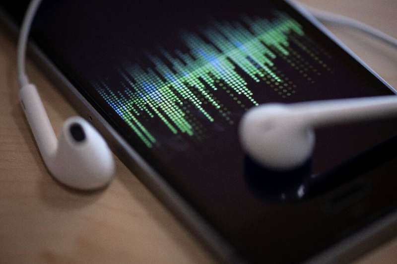 Apple's new podcast subscription option could help the iPhone maker keep more content amid surging growth in the segment from Sp
