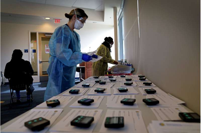 Calls grow for US to rely on rapid tests to fight pandemic