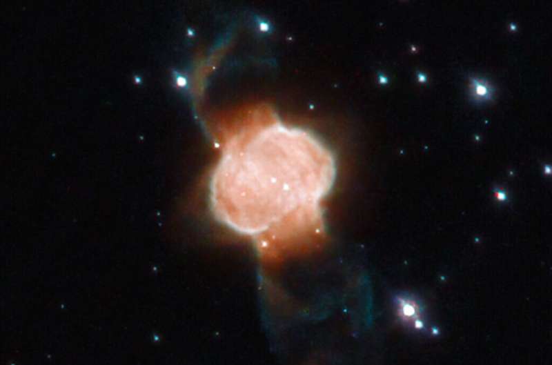 Hubble Takes Portrait of Nebula
