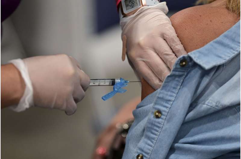 波多黎各在15小时的大规模活动中接种数千次疫苗