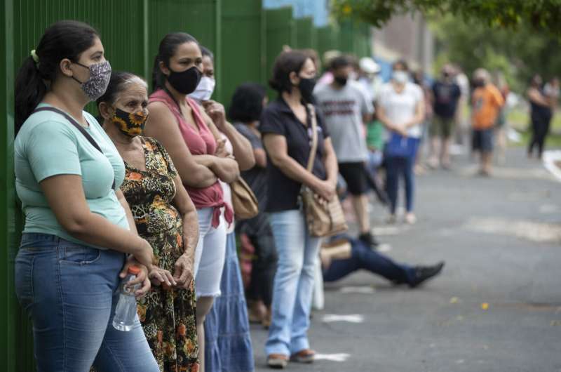 Vaccination of whole Brazilian city spares it from shortages