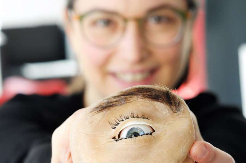 Webcam progettata come un occhio umano: i ricercatori mettono in discussione la tecnologia onnipresente