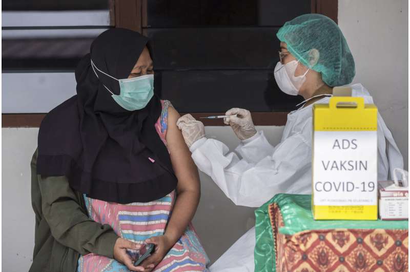 Indonesia's confirmed coronavirus cases exceed 1 million