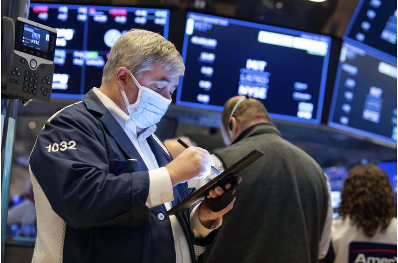 GameStop soars again; Wall Street bends under the pressure