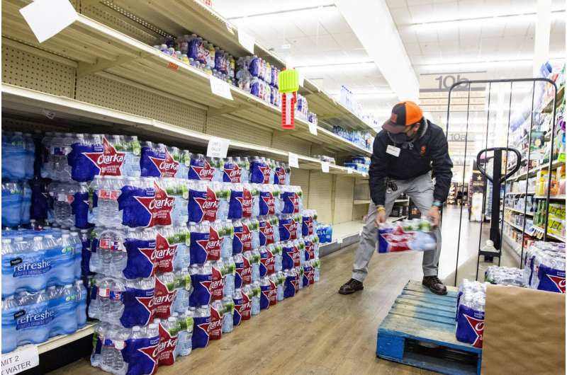 Southern cities hit hard by storms face new crisis: No water