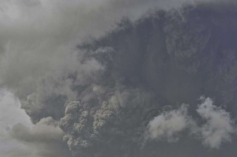 St. Vincent awaits new volcanic explosions as help arrives