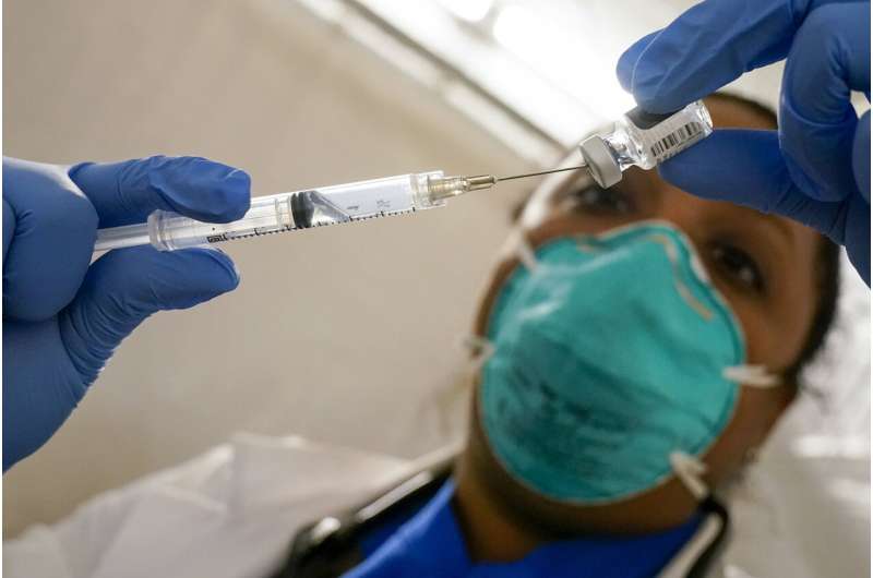 US boosting vaccine deliveries amid complaints of shortages