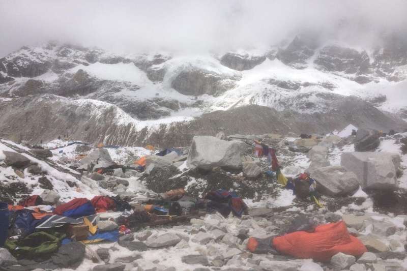 Study reveals new clues about Mt. Everest's deadliest avalanche