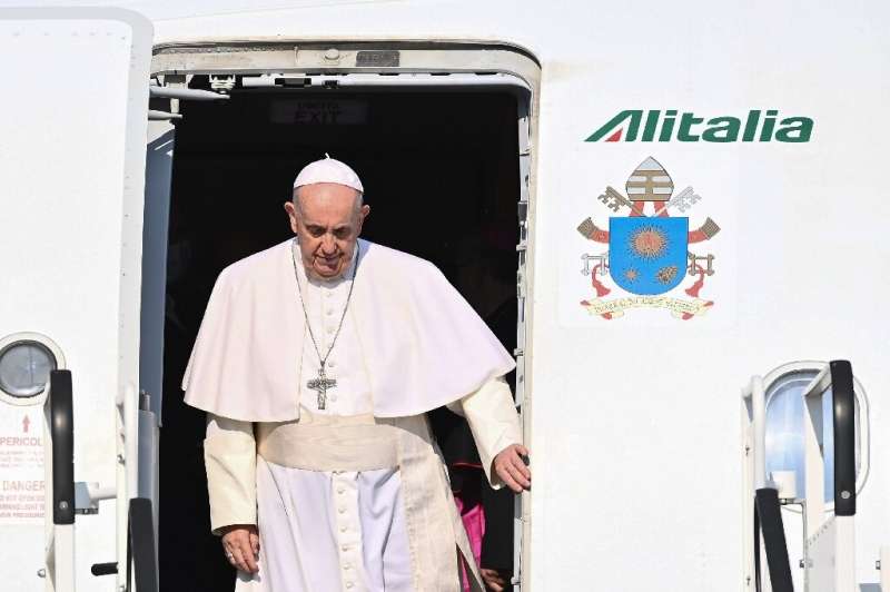 Alitalia became the airline of choice of the popes after Paul VI used the carrier in 1964