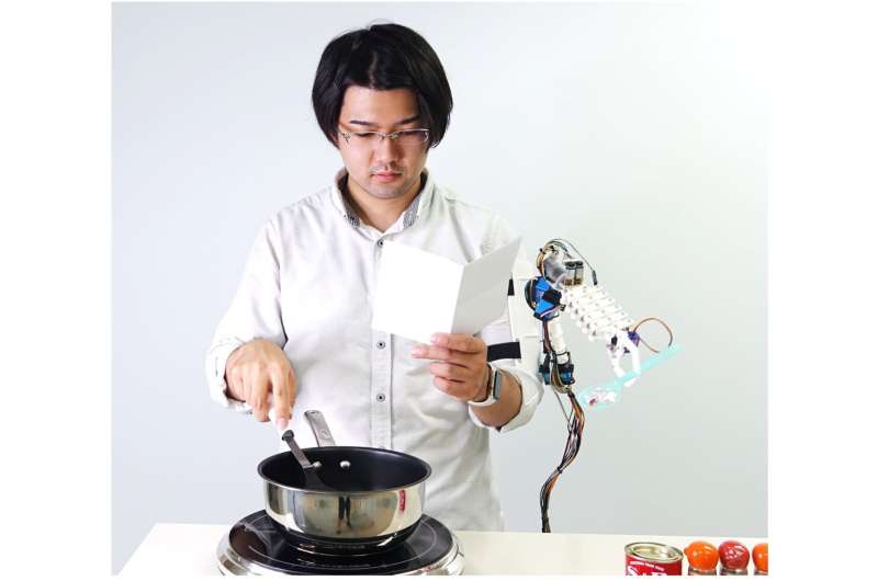 AugLimb : un membre robotique compact pour soutenir les humains dans leurs activités quotidiennes