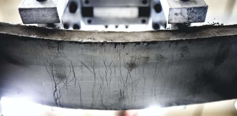 Bendable concrete and other CO2-infused cement mixes could dramatically cut global emissions