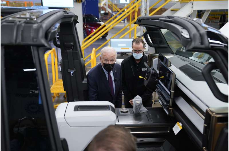 Biden pushes electric vehicle chargers as energy costs spike