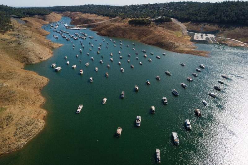 Boat owners in Lake Oroville have been forced to remove their vessels from the water or risk seeing them run aground and suffer 