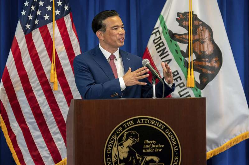 California urges EPA to let state set car-emissions standard