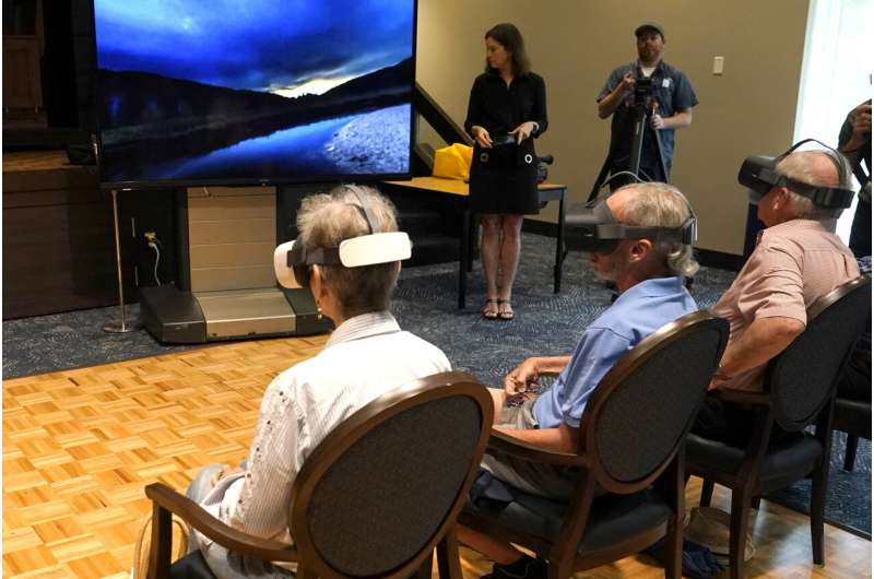 Can virtual reality help seniors? Study hopes to find out