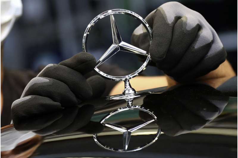 Kostenbeheersing, luxe verkoop helpt Daimler om een ​​pandemie te doorstaan
