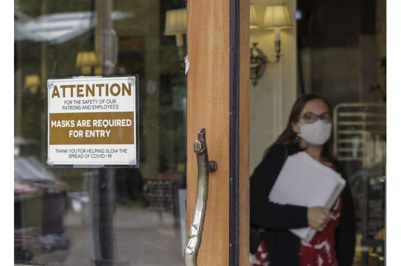 COVID: Oregon issues mask mandate, warns of hospital surge