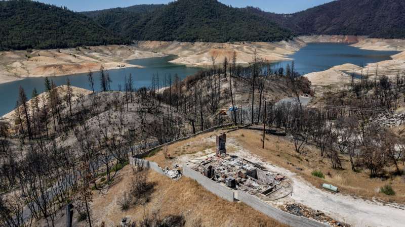 Drought saps California reservoirs as hot, dry summer looms