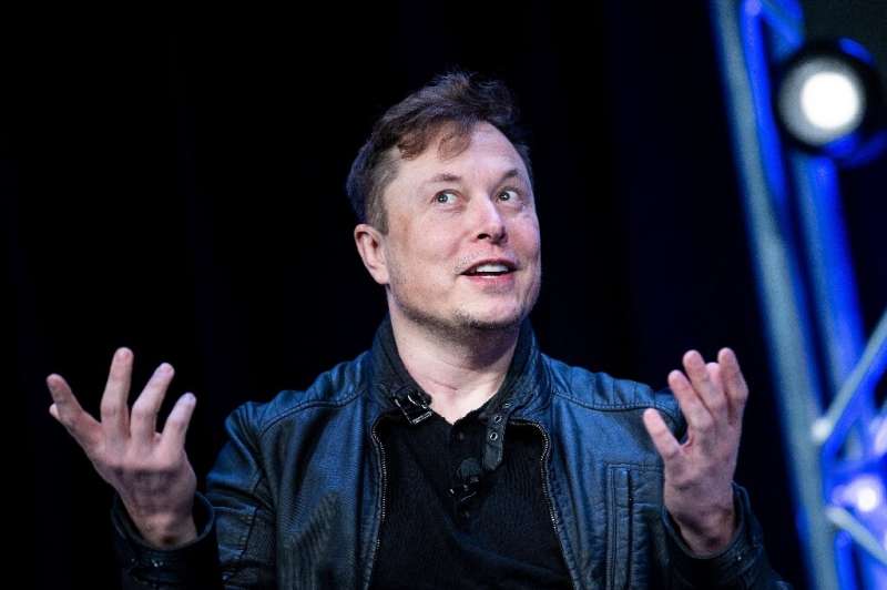 Elon Musk의 Tesla 전기 자동차는 6,000 억 달러의 가치가 있습니다.