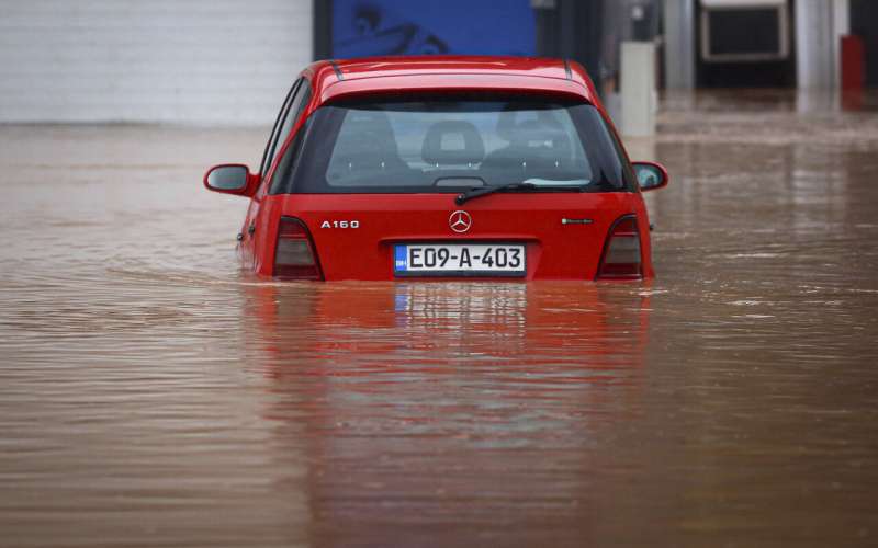 Flash floods in Bosnia prompt evacuations, power outages