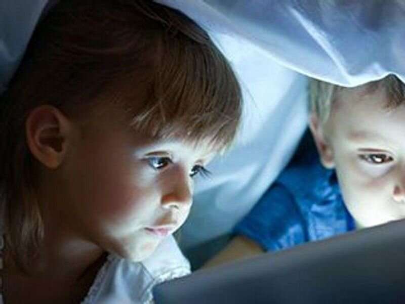 For toddlers, more time watching screens mean less time reading