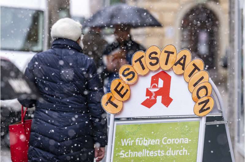 Germany to tighten COVID measures, decisions on Thursday