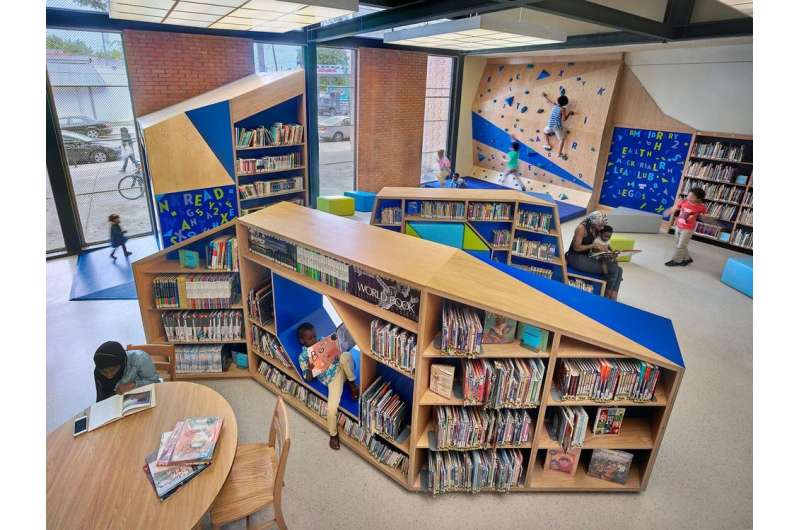 How to design a public play space where kids practice reading and STEM skills