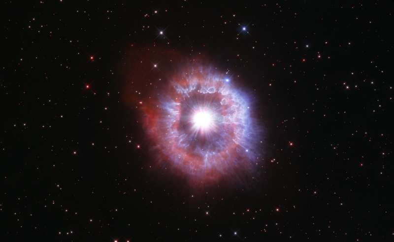 Image: Hubble captures giant star on the edge of destruction