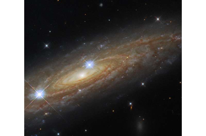 Image: Hubble snaps a stunning spiral’s side