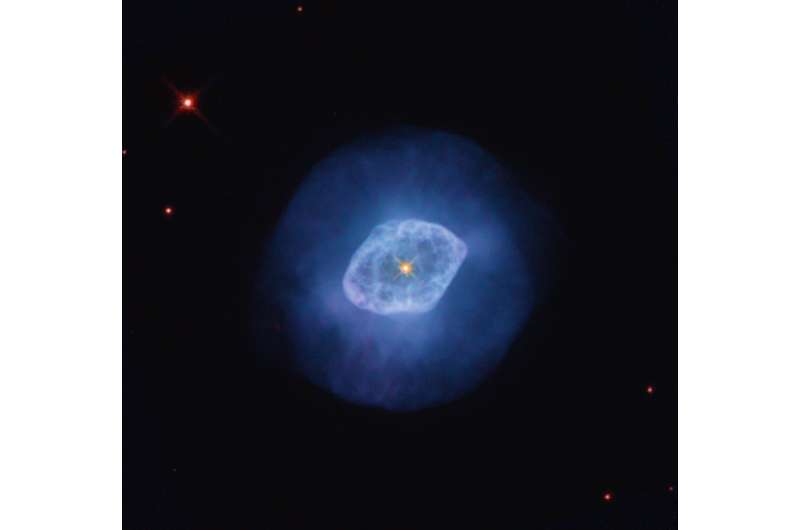 Image: Hubble’s view of planetary nebula reveals complex structure