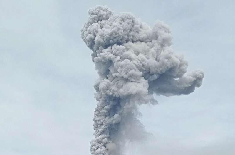 Indonesia's Sinabung spews column of volcanic ash into sky